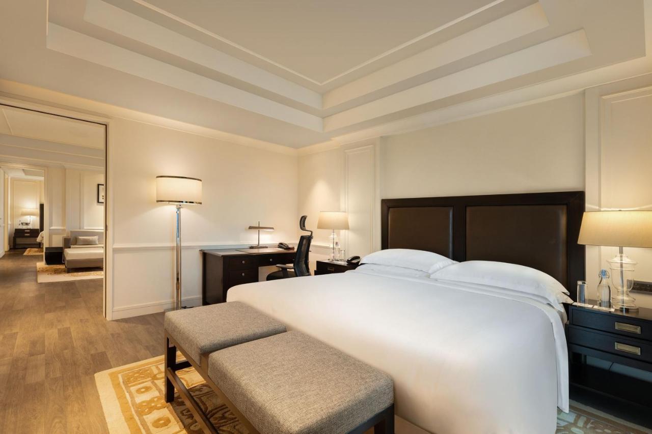 Itc Royal Bengal, A Luxury Collection Hotel, Kolkata Ngoại thất bức ảnh A bedroom at the hotel