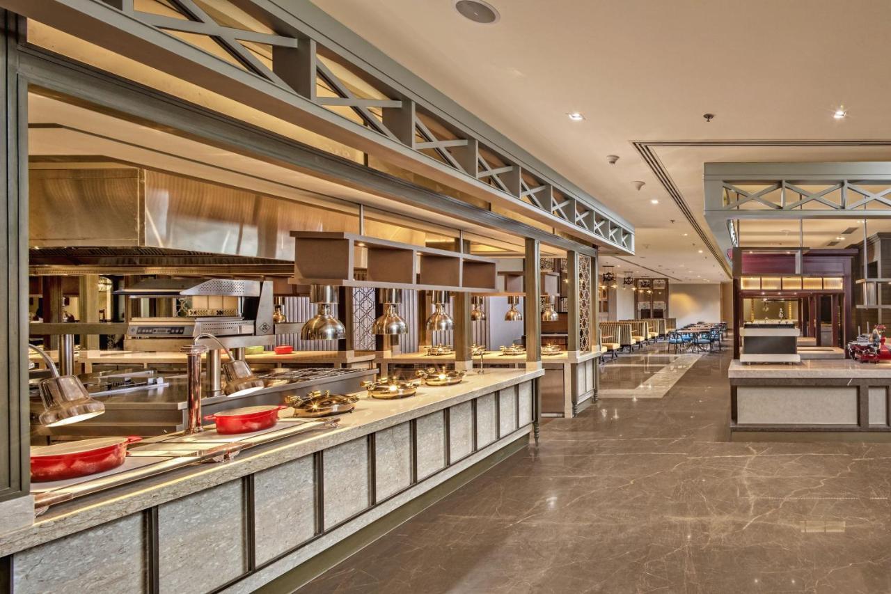 Itc Royal Bengal, A Luxury Collection Hotel, Kolkata Ngoại thất bức ảnh The buffet at the hotel